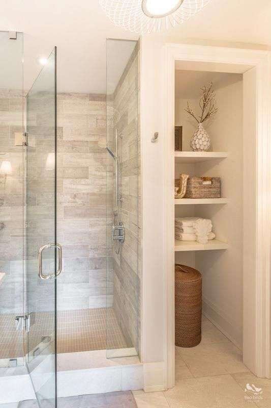 Best Small Bathroom with Closet Ideas